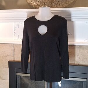 B moss peekaboo key hole top